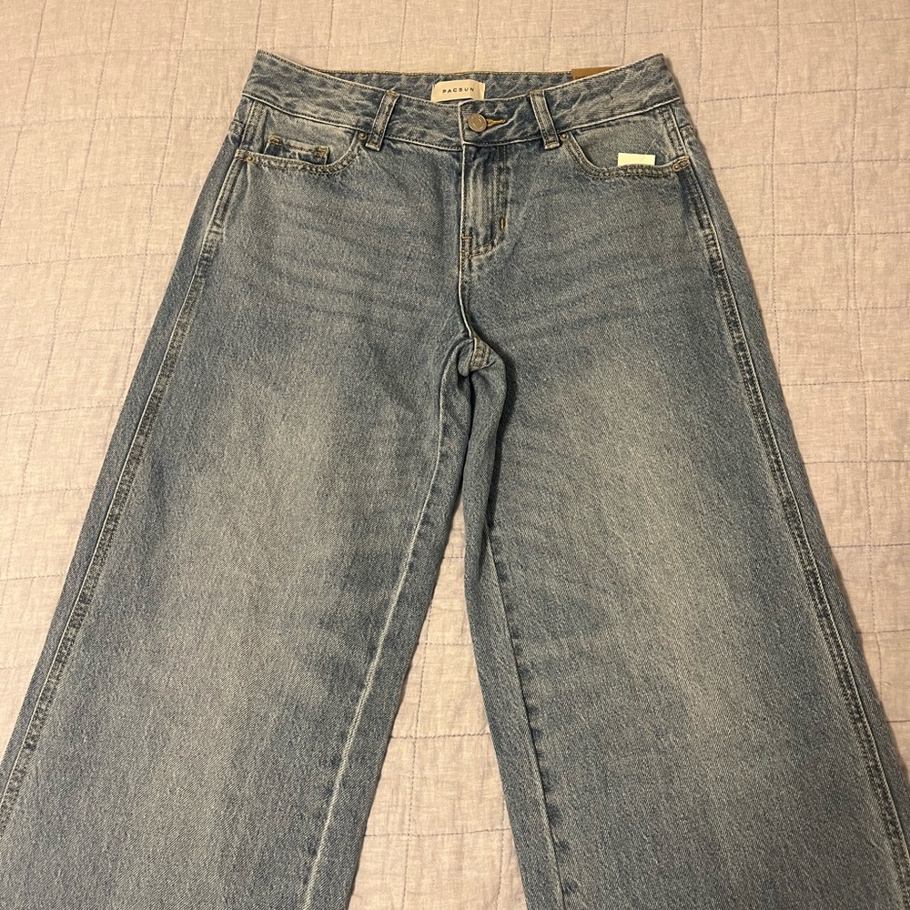 Low-Waisted Pacsun Jeans